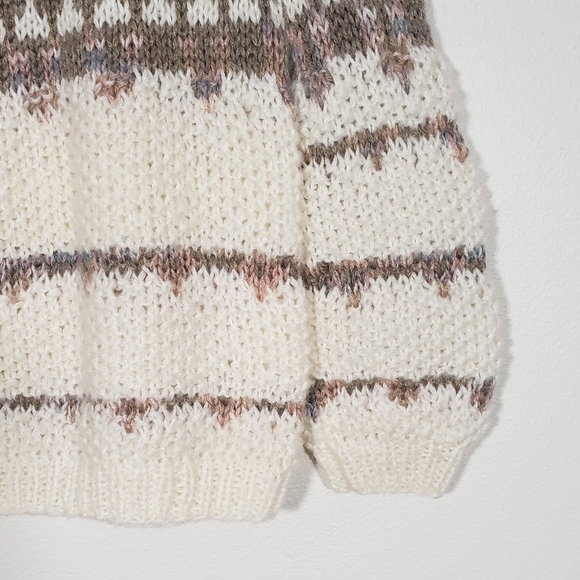 SOLD Vintage Handknit Sweater - Picture 8 of 9